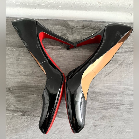 Christian Louboutin Dolly Patent Leather Pump - Picture 3 of 6